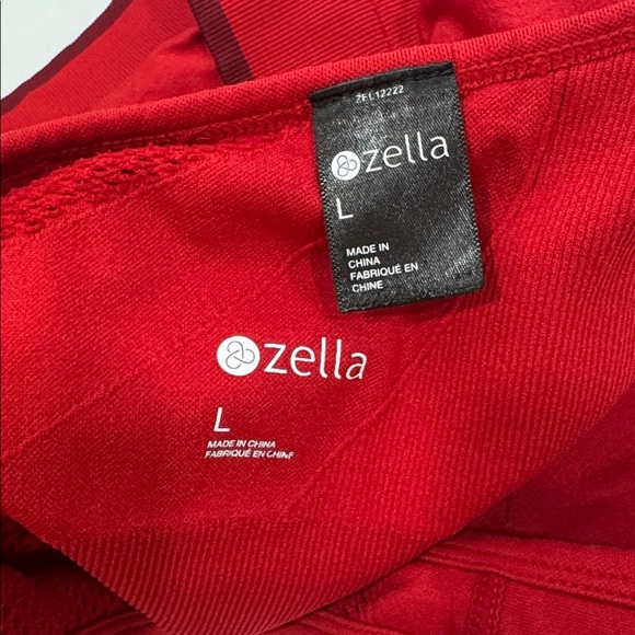 Zella Red Racerback Mesh-Back Sports Bra - Picture 3 of 3